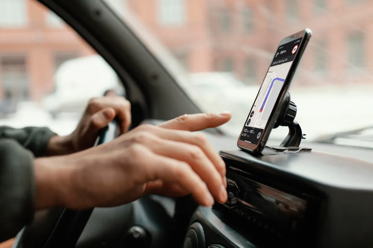 Localion Navigator on a smartphone showing the map view